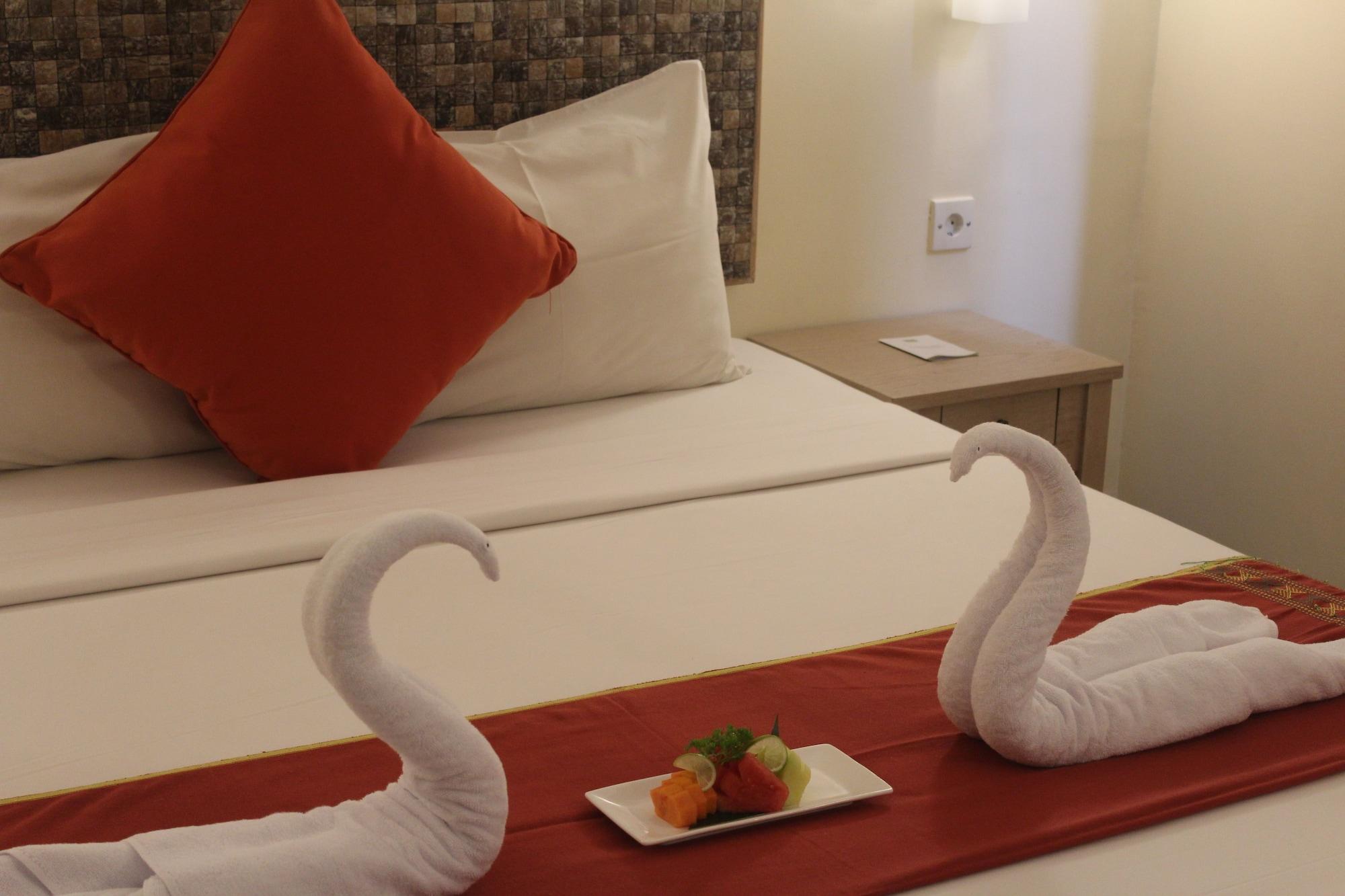 Greenotel Cilegon Esterno foto