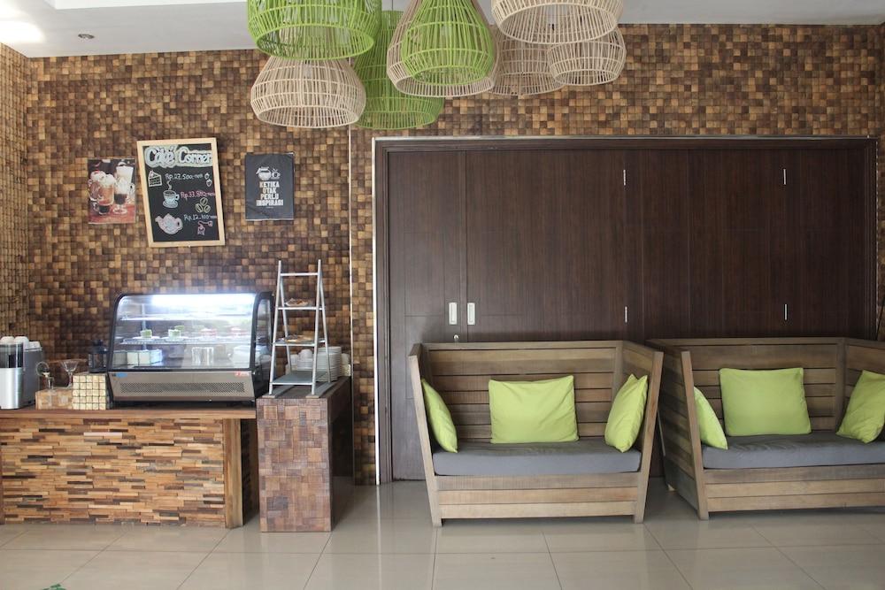 Greenotel Cilegon Esterno foto