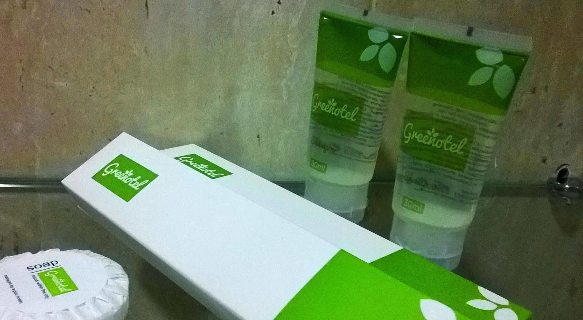 Greenotel Cilegon Esterno foto